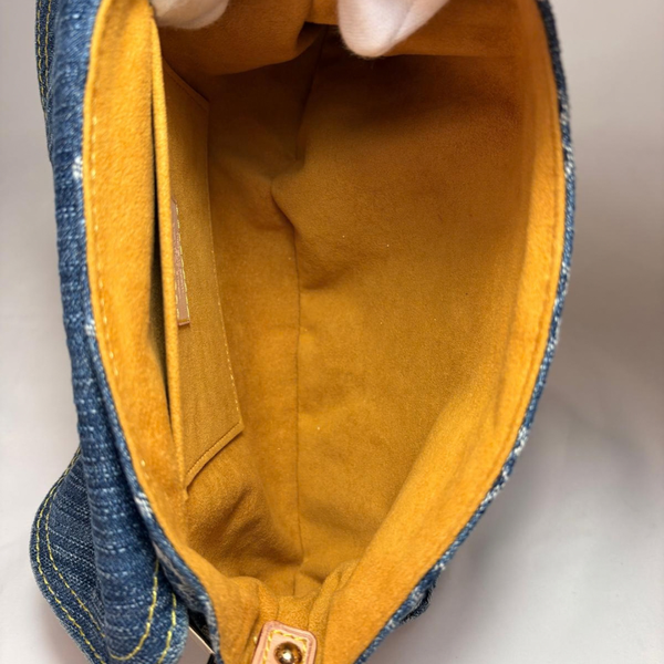 Load image into Gallery viewer, LOUIS VUITTON Monogram Denim Mini Pleaty M95050