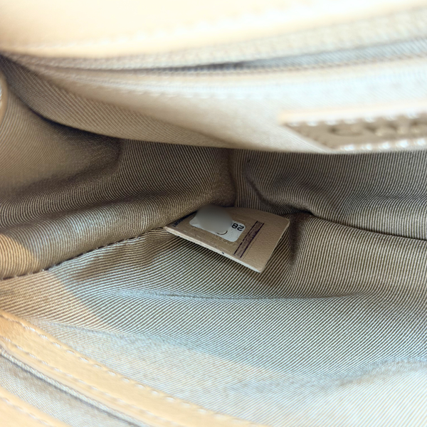 将图片加载到图库查看器,CHANEL Beige Quilted Leather Covered CC Small Crossbody Bag