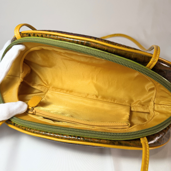 이미지를 갤러리 뷰어에 로드 , Dior Green Embossed Patent Leather Shoulder Bag Golden Dark Green