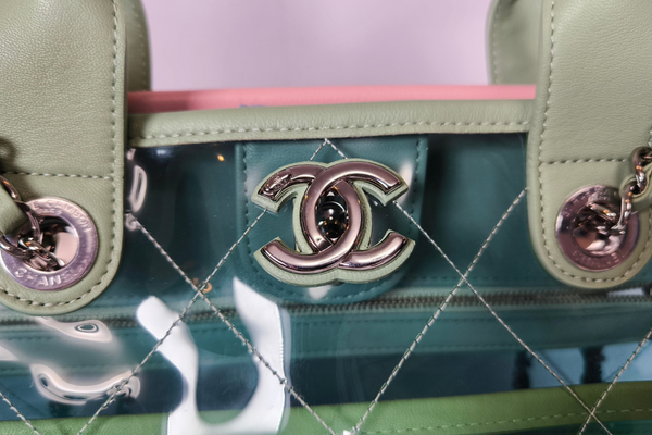 Load image into Gallery viewer, CHANEL  PVC&Multicolor Matelasse Clear Tote Bag