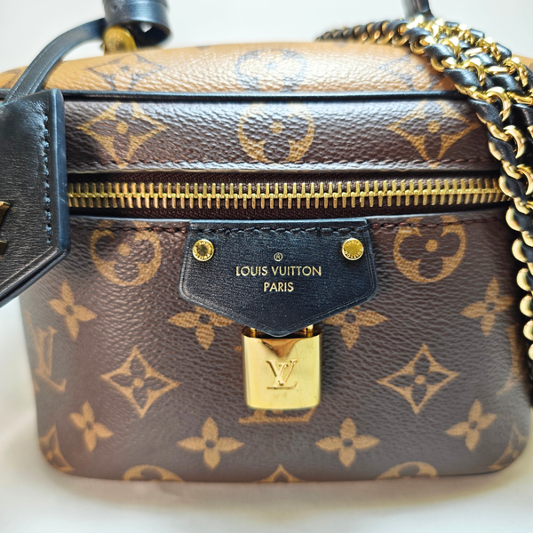Load image into Gallery viewer, LOUIS VUITTON NV PM Vanity Bag
