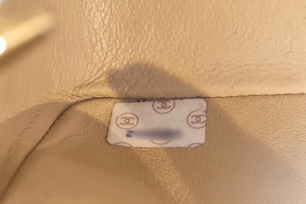 이미지를 갤러리 뷰어에 로드 , CHANEL Diana Matelasse Chain Shoulder Bag  Lamb leather Beige Black