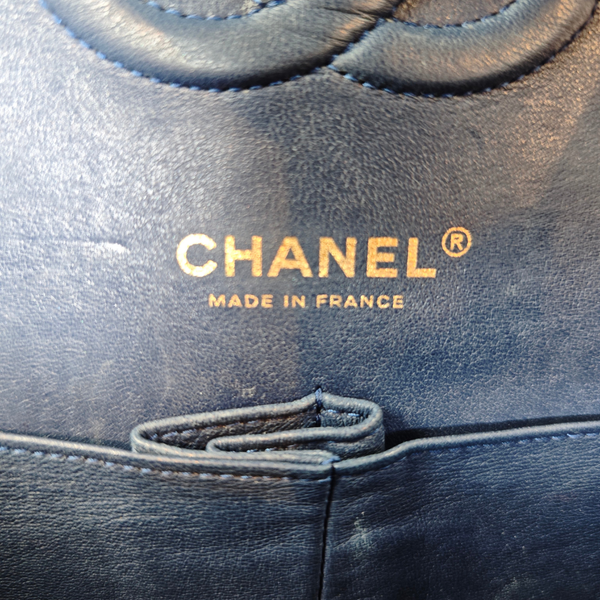 将图片加载到图库查看器,CHANEL Navy Caviar Medium Classic Flap Bag Serial Plate