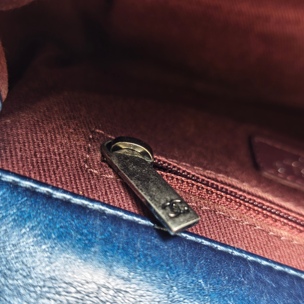 Load image into Gallery viewer, CHANEL Navy Blue Mini Single Flap Silver Metal Fitting Shoulder Bag