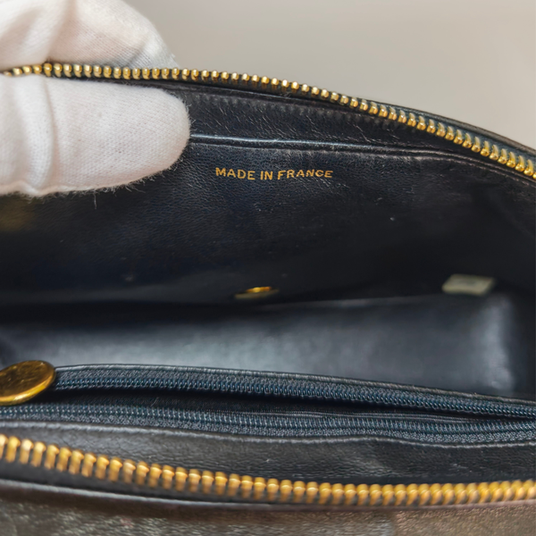 将图片加载到图库查看器,CHANEL Black Flap Backpack Patent Leather Gold CC Logo Hardware