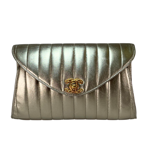 이미지를 갤러리 뷰어에 로드 , CHANEL Mademoiselle Gold Evening Clutch Purse Gold Hardware, 1992