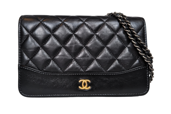 Load image into Gallery viewer, CHANEL Gabrielle Wallet on Chain Quilted Aged Calfskin