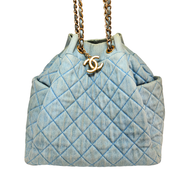 将图片加载到图库查看器,CHANEL Quilted Washed Denim Urban Spirit bucket bag