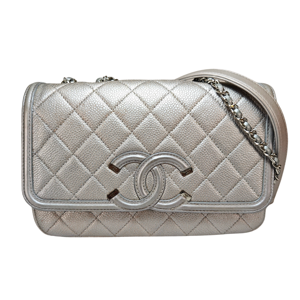 이미지를 갤러리 뷰어에 로드 , CHANEL CC Filigree Flap Chain Shoulder Bag Silver