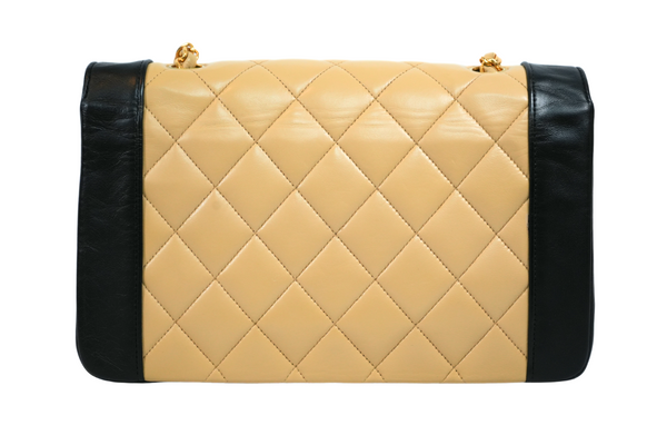 이미지를 갤러리 뷰어에 로드 , CHANEL Diana Matelasse Chain Shoulder Bag  Lamb leather Beige Black