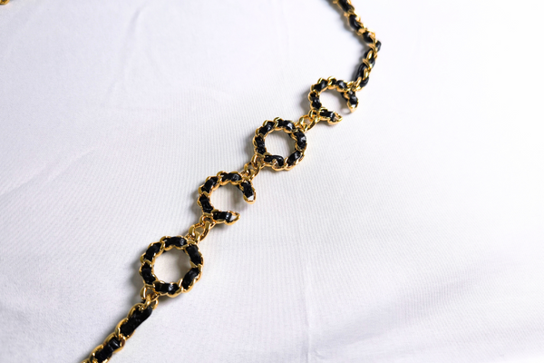 Load image into Gallery viewer, CHANEL Caviarskin Matelasse  Crossbody Chain Wallet Coin Case