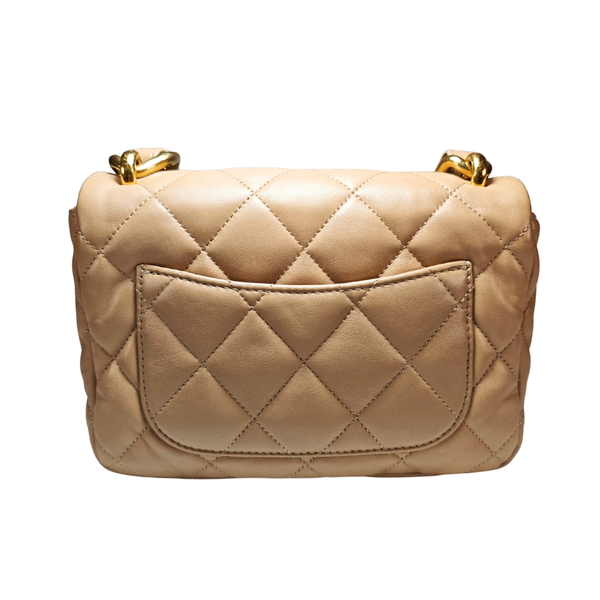 将图片加载到图库查看器,CHANEL Beige Quilted Lambskin Mini Funky Town Flap Aged Gold Hardware, 2022