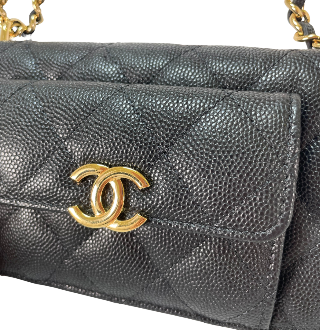 CHANEL キャビアスキン CHANEL ブラック キャビアスキン レザー ショルダーバッグ チェーン