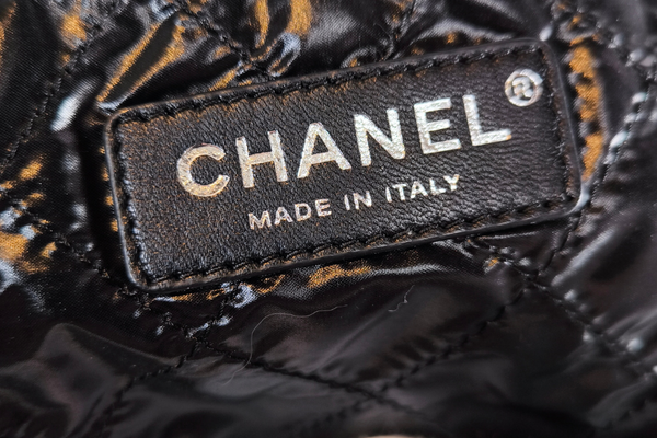 Load image into Gallery viewer, CHANEL  No. 5 Shopping Tote Tweed Large