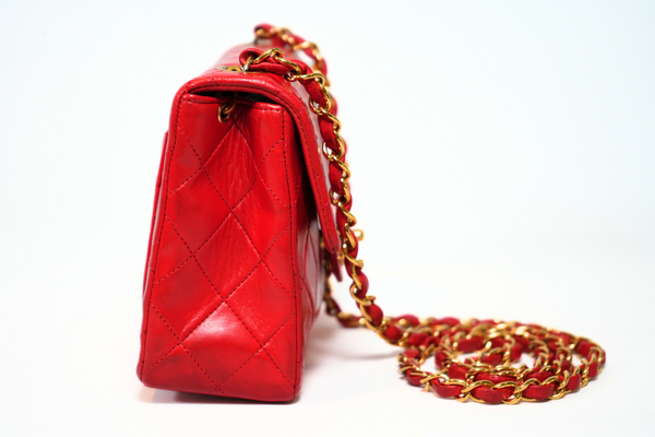 Load image into Gallery viewer, CHANEL Mini Matelasse Single Flap Chain Shoulder Bag  Red Lambskin