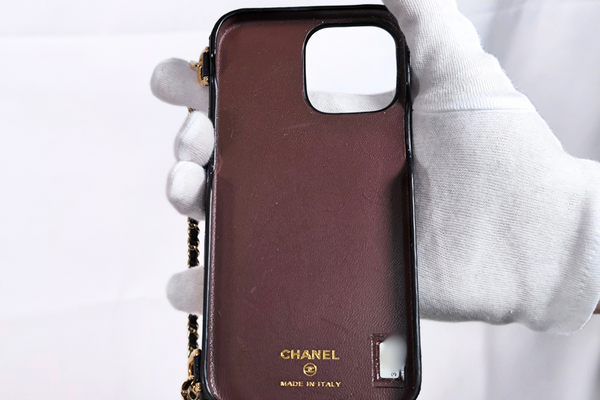 将图片加载到图库查看器,CHANEL Matelasse smart phone case(iphone 12promax,13promax,14plus)