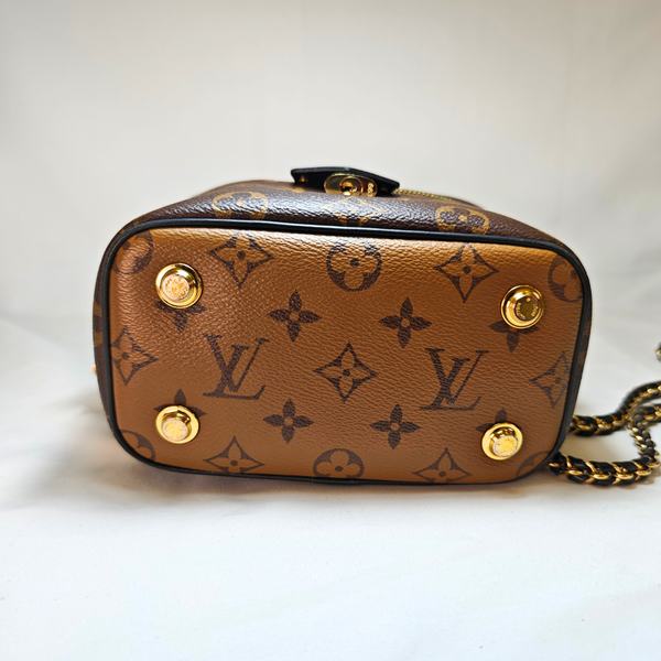 Load image into Gallery viewer, LOUIS VUITTON NV PM Vanity Bag
