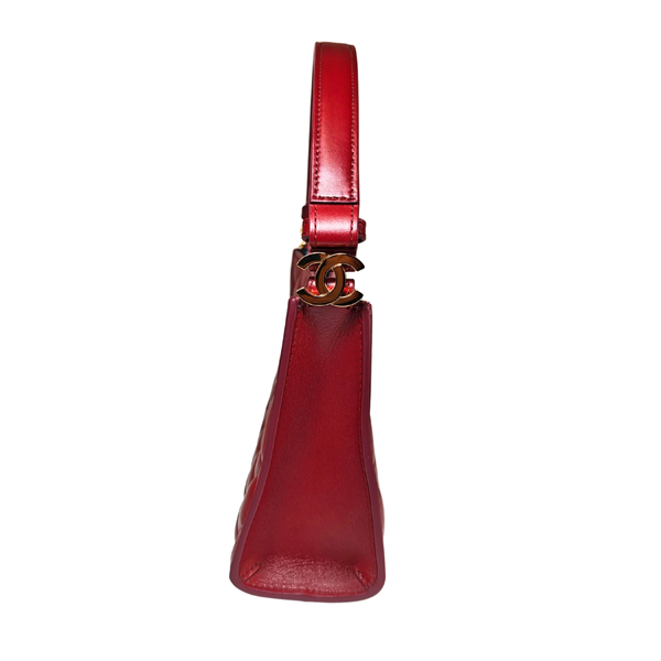 Load image into Gallery viewer, CHANEL Burgundy Shoulder Bag Coco Gold Hardware