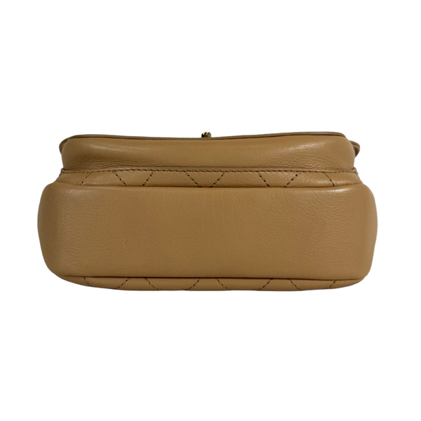 将图片加载到图库查看器,CHANEL Beige Quilted Leather Covered CC Small Crossbody Bag