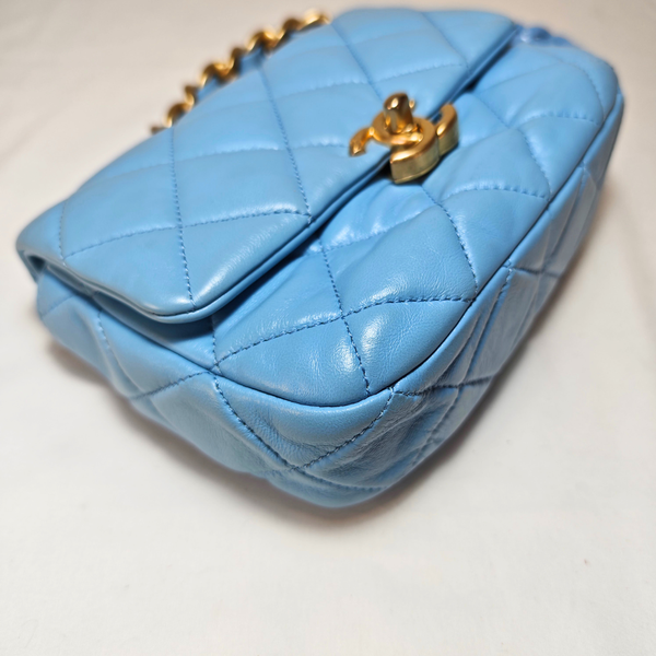 Load image into Gallery viewer, CHANEL Mini Blue Quilted Lacquered Lambskin Leather Chain Flap Bag