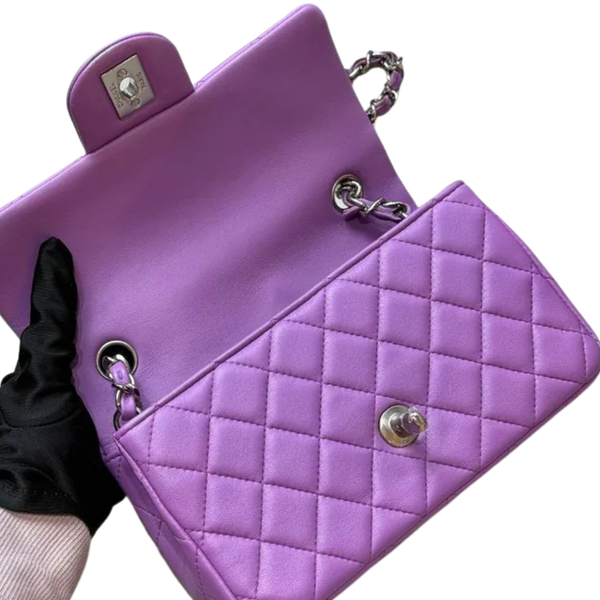 将图片加载到图库查看器,CHANEL Vintage Purple Lambskin Classic Flap Bag