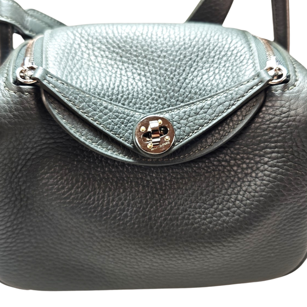 Load image into Gallery viewer, HERMES Dark Green Lindy Bag B Stamp 2023