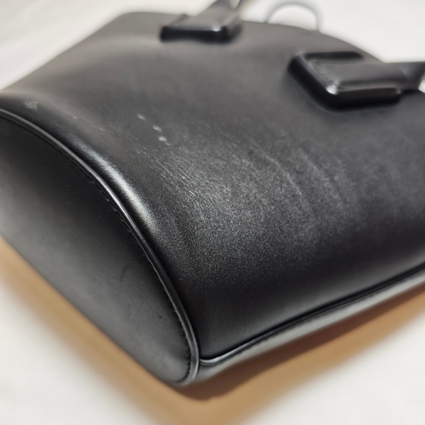 画像をギャラリービューアに読み込む, BOTTEGA VENETA バスケット スモールレザー ブラック トートバッグ