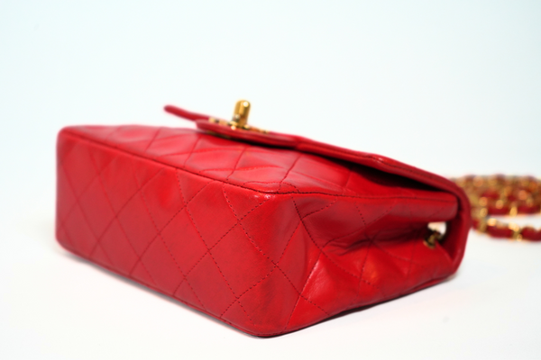 Load image into Gallery viewer, CHANEL Mini Matelasse Single Flap Chain Shoulder Bag  Red Lambskin