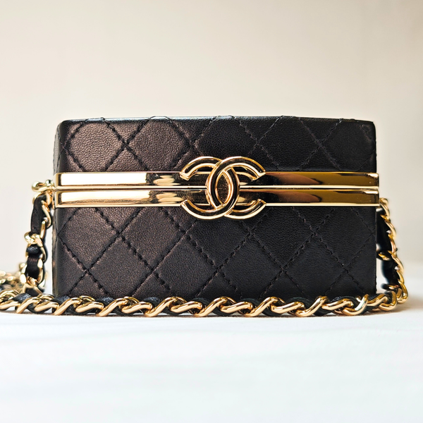 画像をギャラリービューアに読み込む, CHANEL レザー マトラッセ ショルダーバッグ メイクアップボックス ブラック