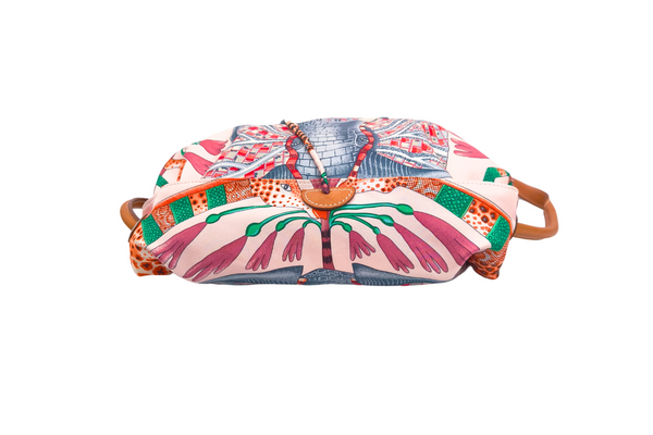 Load image into Gallery viewer, HERMES Silky City PM 33 La Marche du Zambeze Shoulder Bag Size 13 x13 in