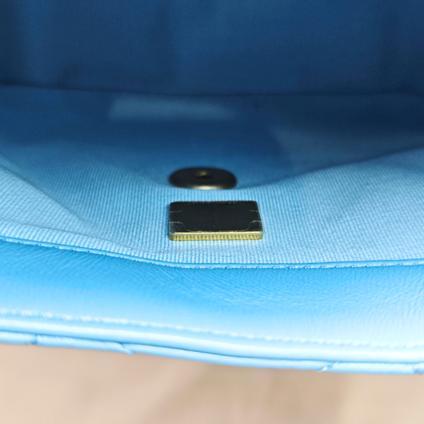 Load image into Gallery viewer, CHANEL Mini Blue Quilted Lacquered Lambskin Leather Chain Flap Bag