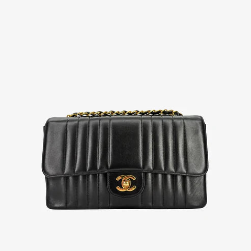 将图片加载到图库查看器,CHANEL Vintage Black Lambskin Vertical Flap Bag