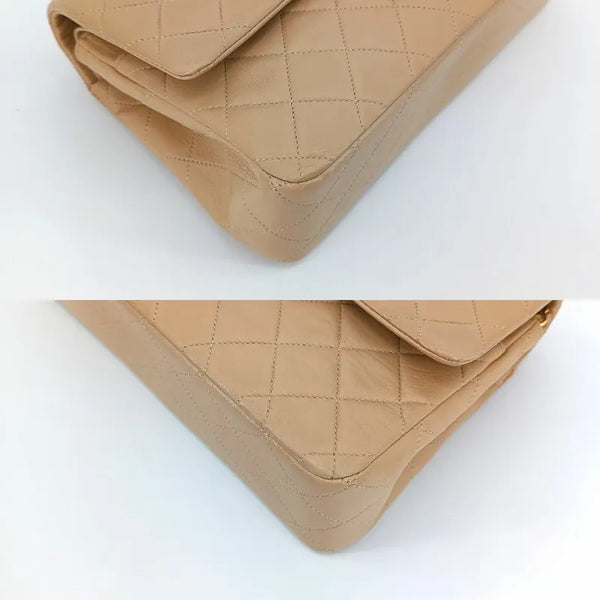 将图片加载到图库查看器,CHANEL Vintage Beige Lambskin 25cm Classic Flap Bag