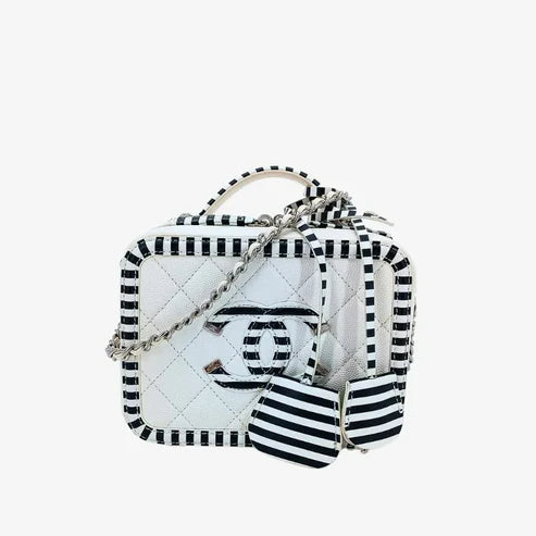将图片加载到图库查看器,CHANEL Bicolor White/Black Caviar Leather Vanity Case Bag