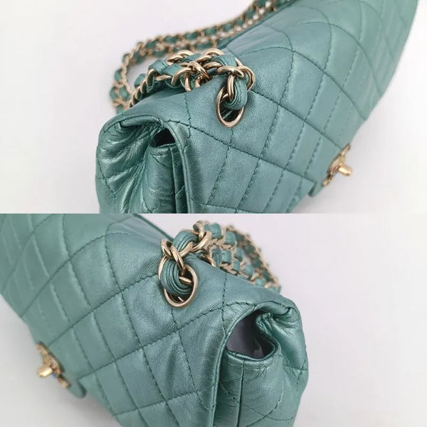 将图片加载到图库查看器,CHANEL Vintage Green Lambskin Crystal Embellished Flap Bag