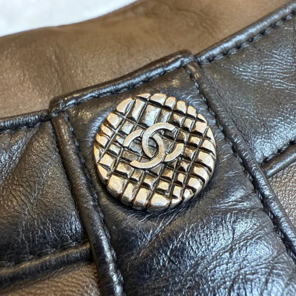 将图片加载到图库查看器,CHANEL Vintage Girl Dark Brown Leather Bag