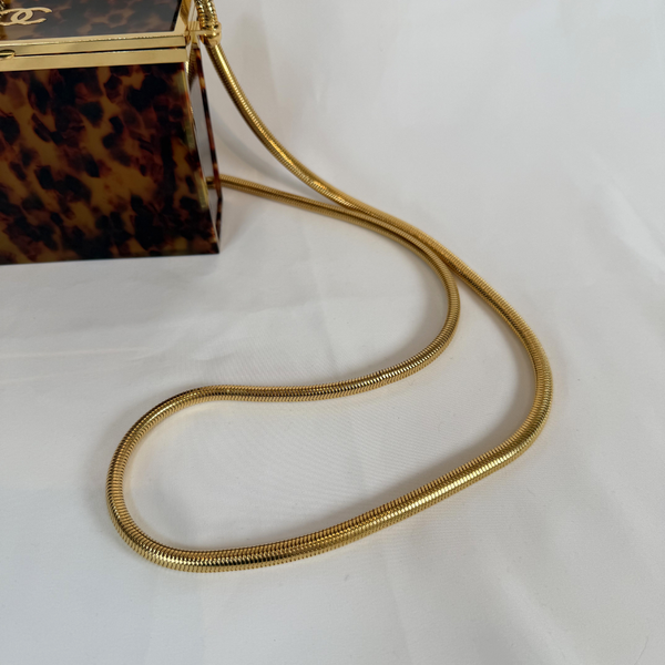 将图片加载到图库查看器,CHANEL Mini Plexiglass Minaudiére