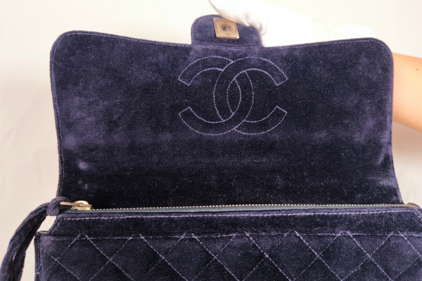 Load image into Gallery viewer, CHANEL  Velvet Matelasse Dark Navy Bagpack