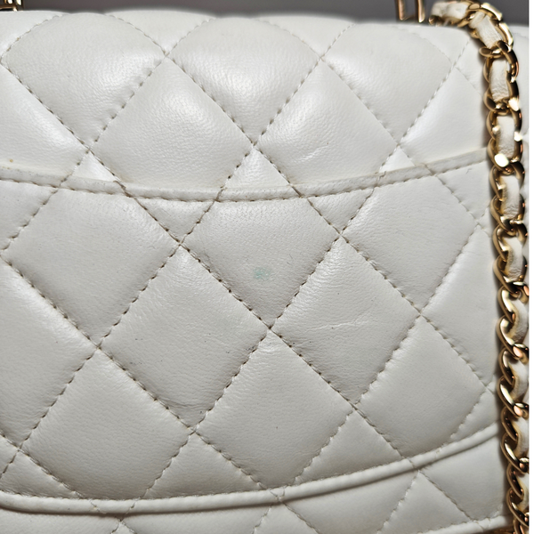 Load image into Gallery viewer, CHANEL Pearl Top Handle White Lambskin Wallet on Chain