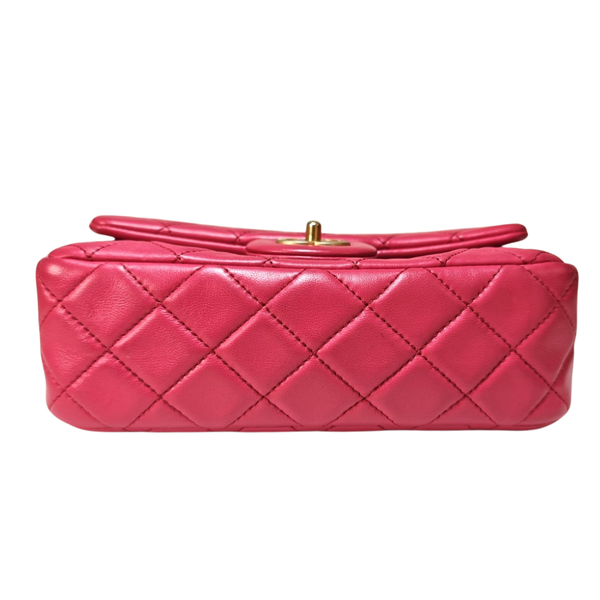 將圖片載入圖庫檢視器 CHANEL Rose Pink Quilted Ball Chain Flap Bag