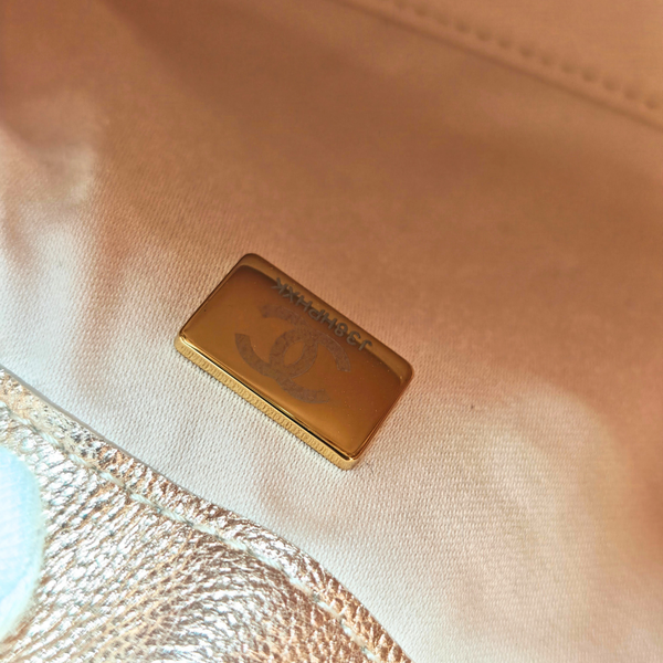 이미지를 갤러리 뷰어에 로드 , CHANEL 25 Champaign Gold CC Gold Hardware Shoulder Bag