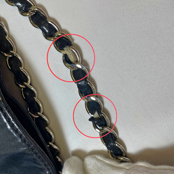 Load image into Gallery viewer, CHANEL Ultimate Black Soft Leather Shoulder Bag CC Logo