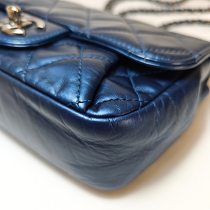 CHANEL Navy Blue Mini Single Flap Silver Metal Fitting Shoulder Bag