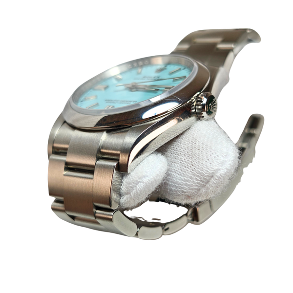 Load image into Gallery viewer, Rolex Oyster Perpetual 36 126000 Turquoise Blue
