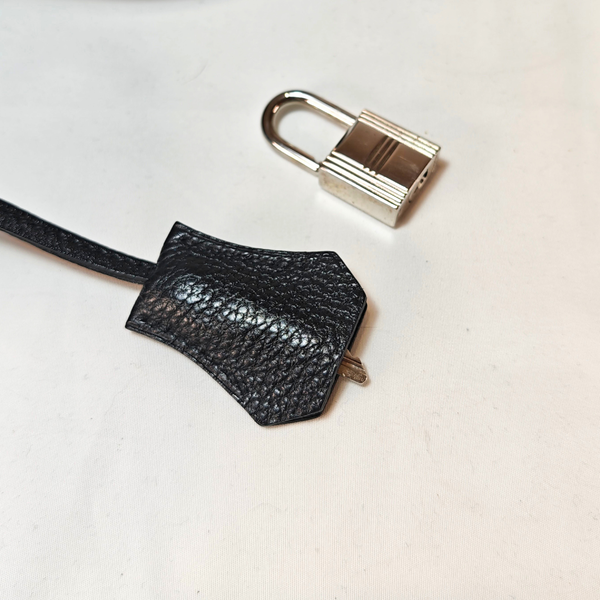 Load image into Gallery viewer, HERMES Birkin 35 Togo Leather Black Square K Stamp 2007
