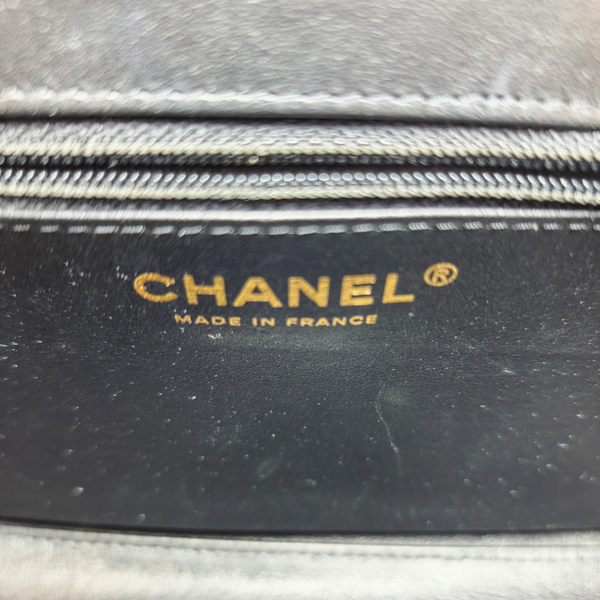 将图片加载到图库查看器，CHANEL Mini Kelly Black Quilted Leather Chain Shoulder Bag
