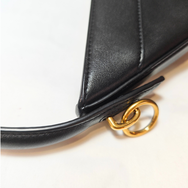 Load image into Gallery viewer, Saint Laurent Y Top Handle Black Bucket Bag
