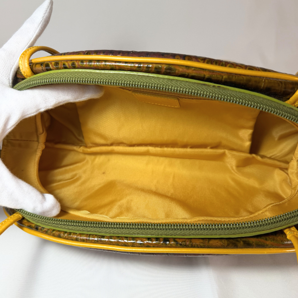 이미지를 갤러리 뷰어에 로드 , Dior Green Embossed Patent Leather Shoulder Bag Golden Dark Green
