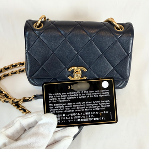 CHANEL Timeless Classic Top Handle Leather Hand Bag