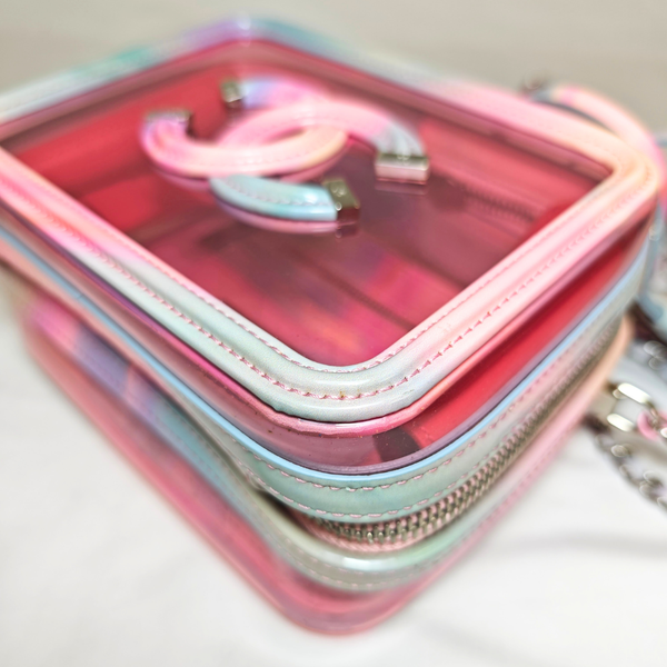Load image into Gallery viewer, CHANEL Pink PVC &amp; Multicolor  Patent Leather CC Vanity Case
